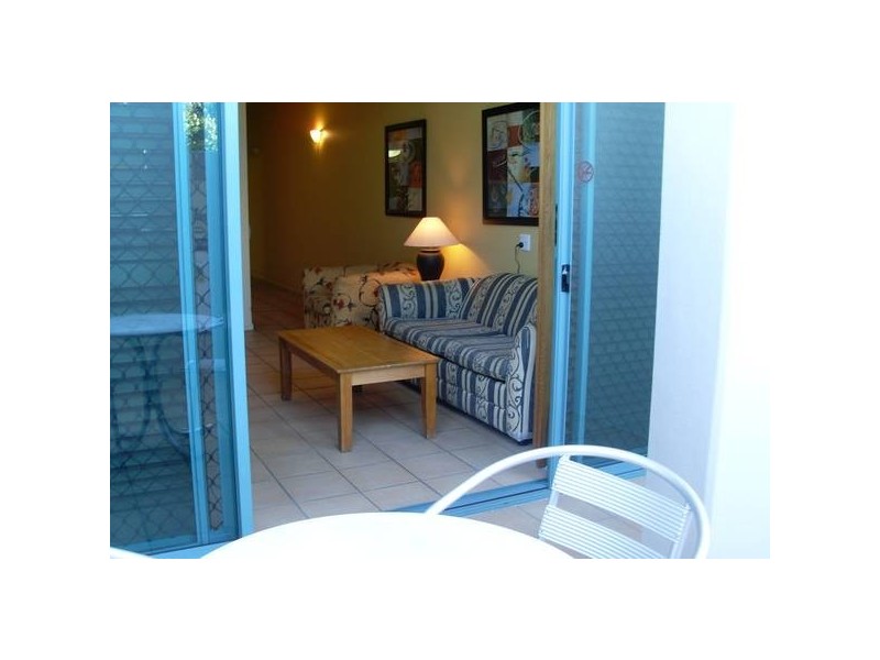 5/188 ‘Grand Palais’, Alexandra Parade, Alexandra Headland QLD 4572