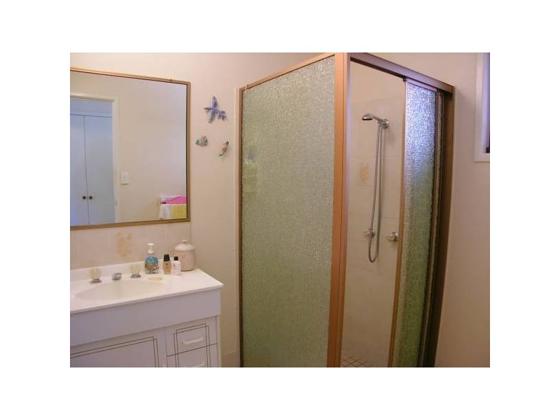 103/8 Melody Court, Warana QLD 4575