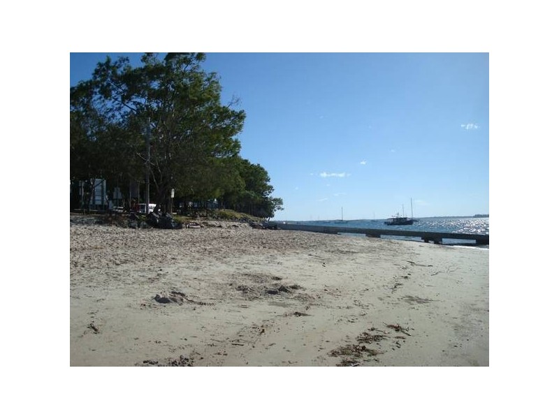 20 Oakes Drive, Burrum Heads QLD 4659