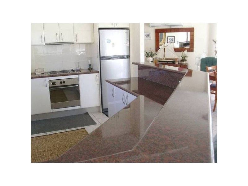 14/19 Memorial Avenue, Maroochydore QLD 4558