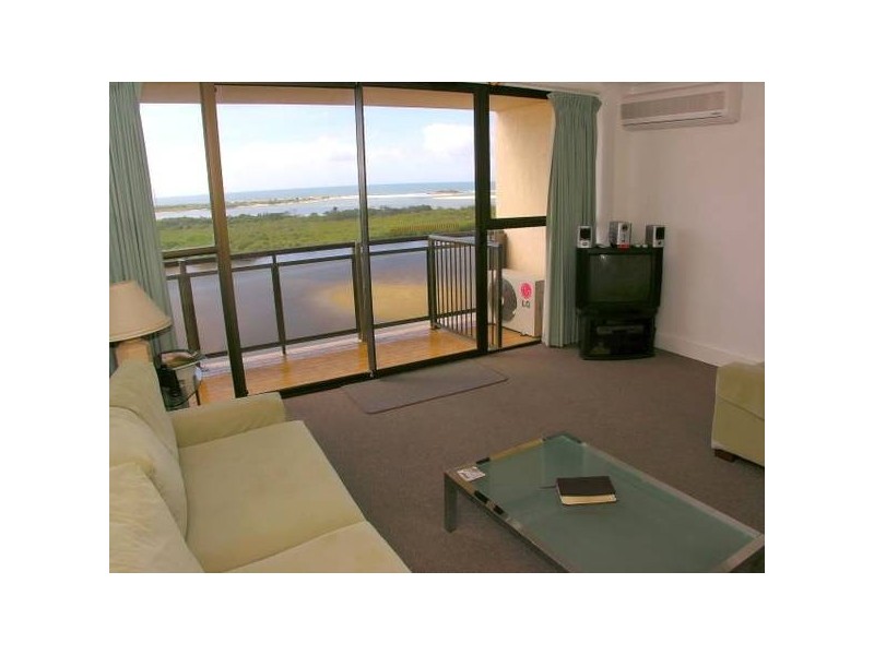 12c/120-122 ‘Trafalgar Towers’, Duporth Avenue, Maroochydore QLD 4558