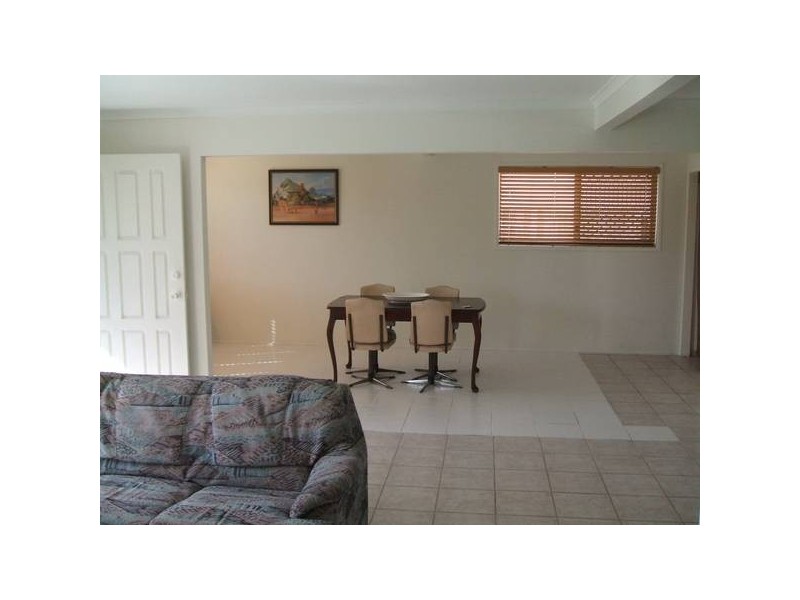 7 Echuca Court, Warana QLD 4575