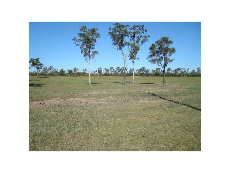 16 Oakes Drive, Burrum Heads QLD 4659