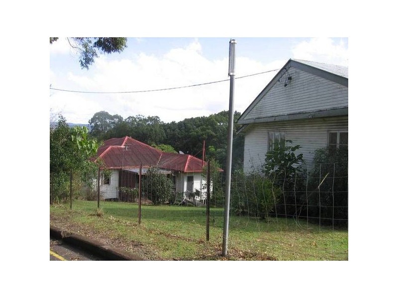 89 Coronation Avenue, Nambour QLD 4560