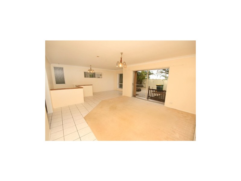 8 Seaview Court, Maroochydore QLD 4558