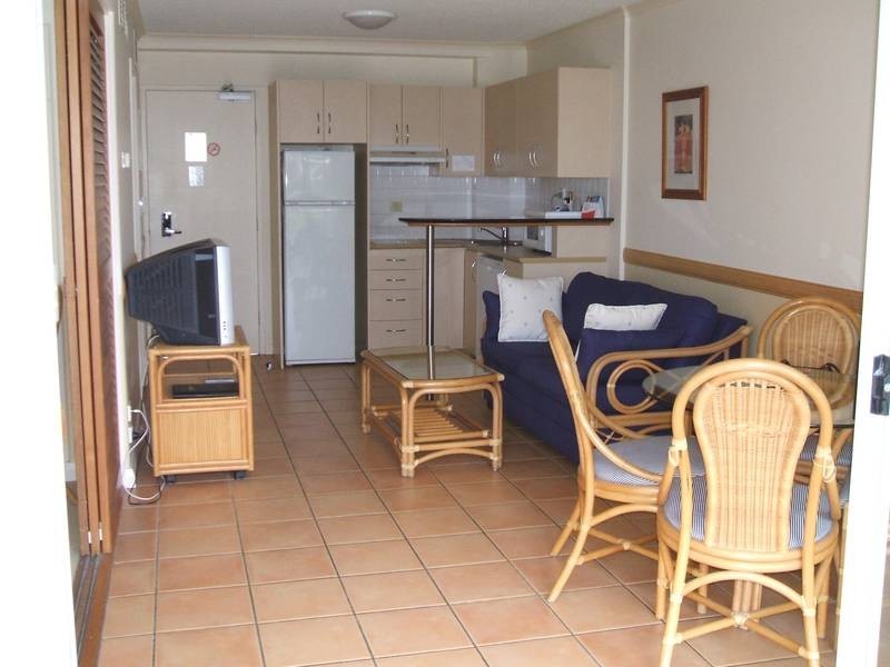 131/180 ‘Alexandra Beach Resort’, Alexandra Parade, Alexandra Headland QLD 4572