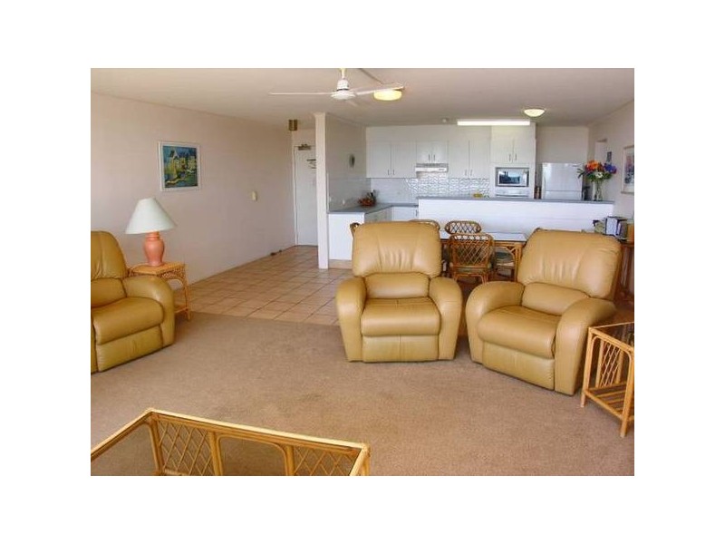 28/19 Memorial Avenue, Maroochydore QLD 4558