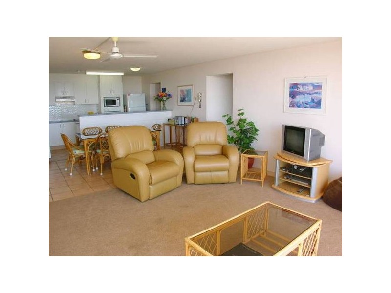 28/19 Memorial Avenue, Maroochydore QLD 4558