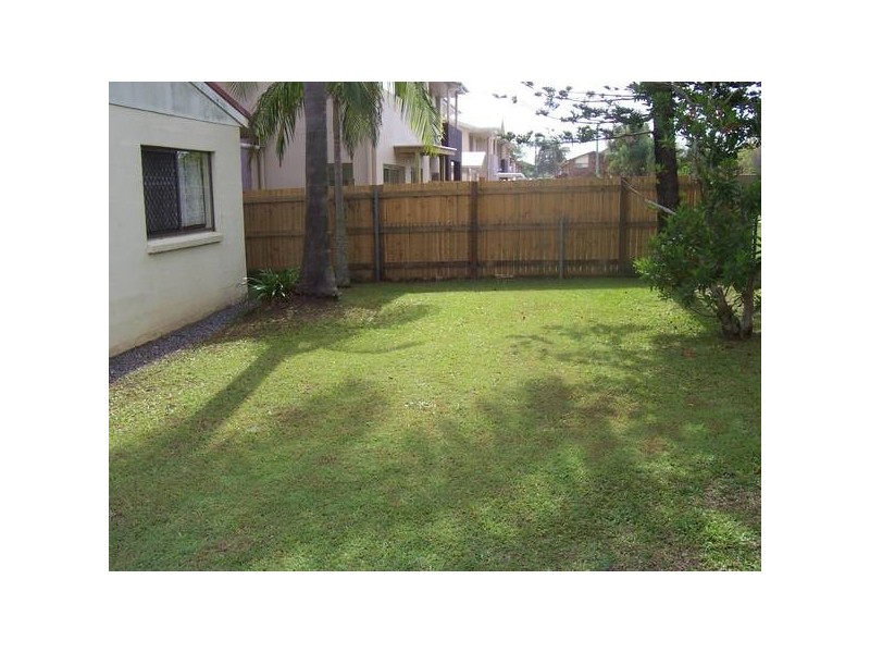 2/10 Ridge Road, Maroochydore QLD 4558