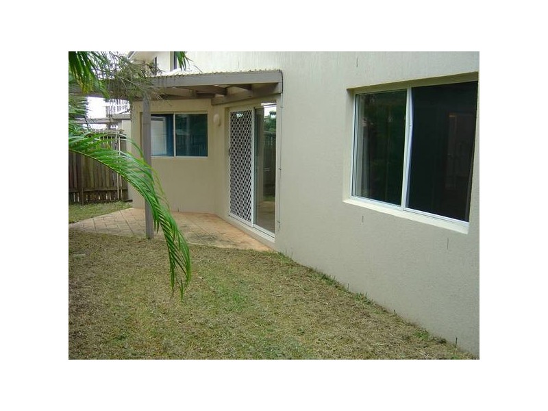 4/14 Primary School Court, Maroochydore QLD 4558