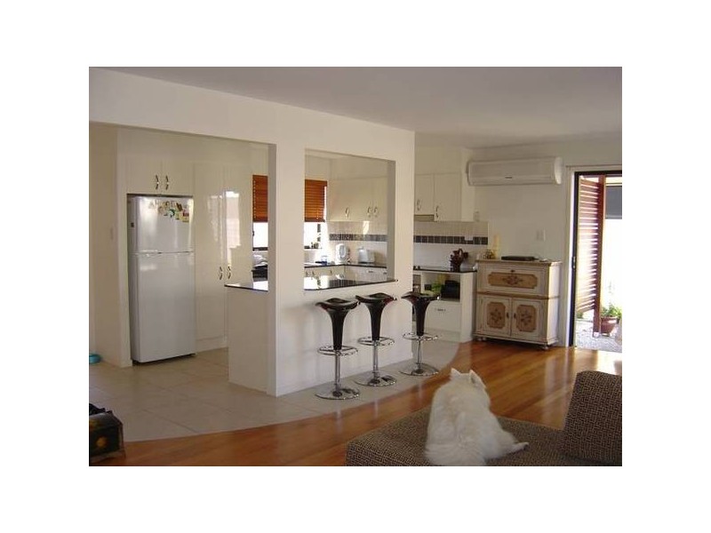 1/2 Suzanne Close, ‘Suzanne Close’, Mudjimba QLD 4564