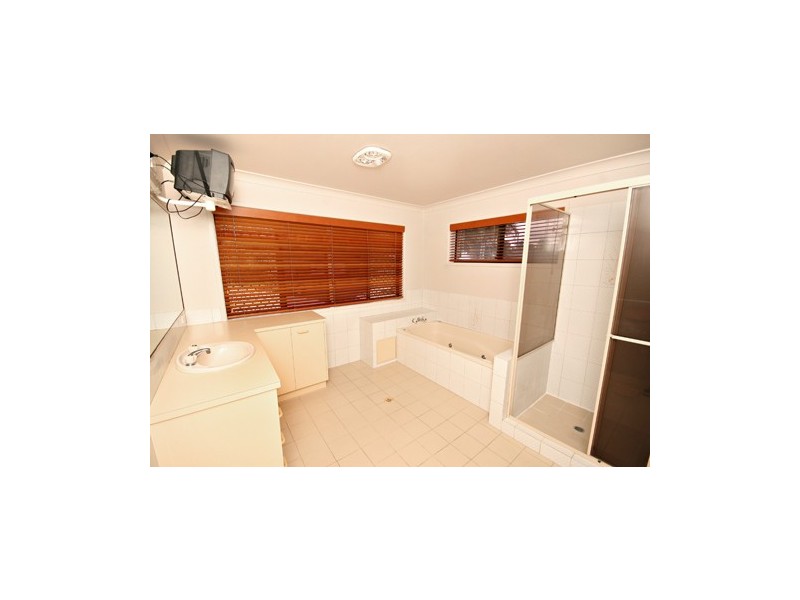 33 Mill Road, Buderim QLD 4556