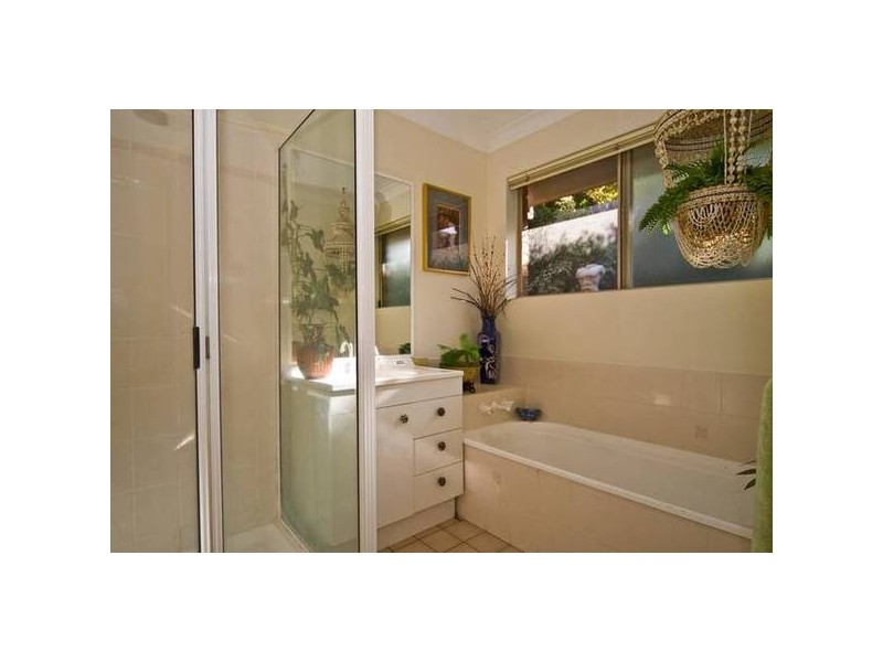 18 Pittards Road, Buderim QLD 4556