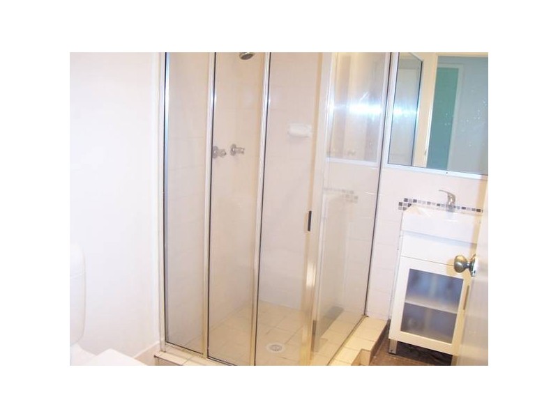 1/65 Yakola Parade, Alexandra Headland QLD 4572