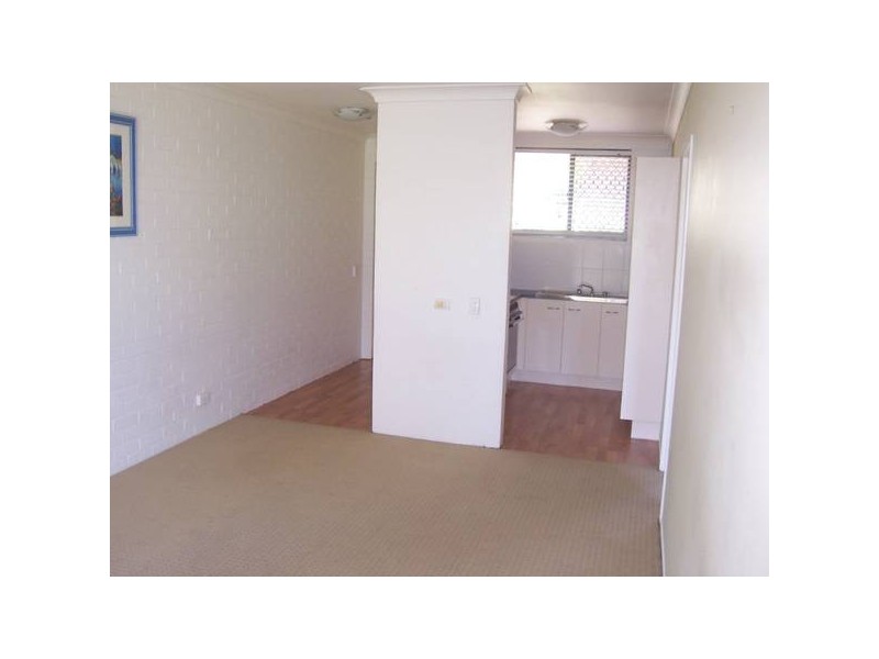 1/65 Yakola Parade, Alexandra Headland QLD 4572