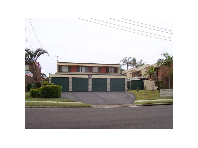1/6 Akeringa Place, Mooloolaba QLD 4557