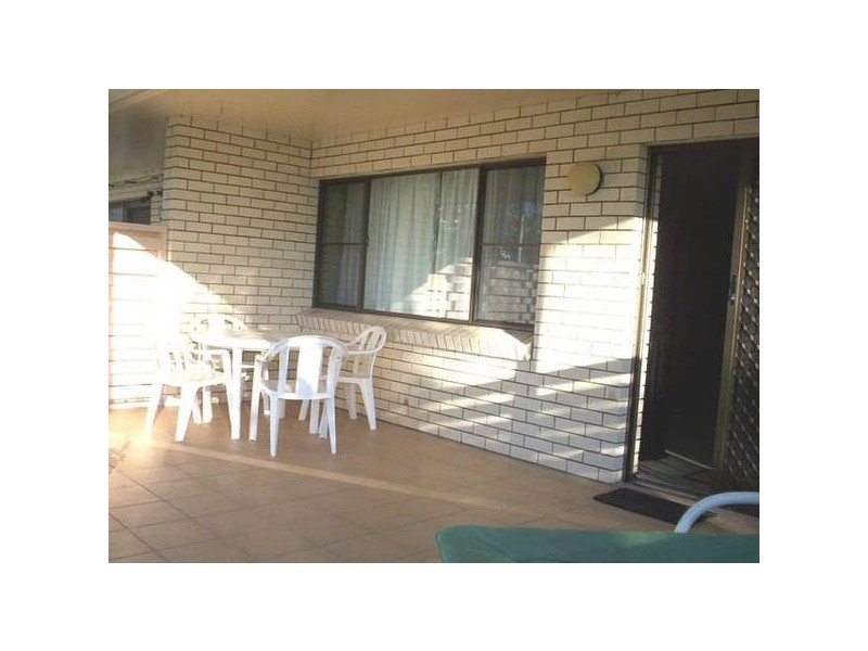 1/6 Akeringa Place, Mooloolaba QLD 4557