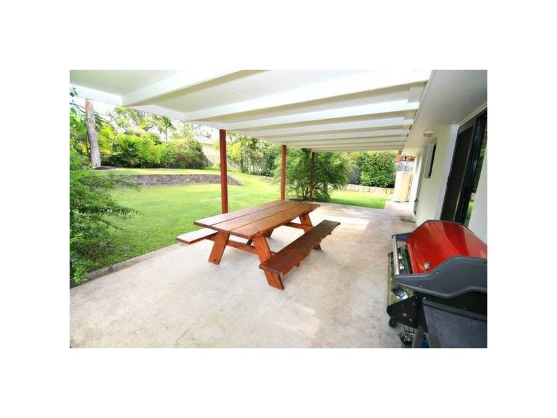 127 Tallowwood Drive, Kuluin QLD 4558