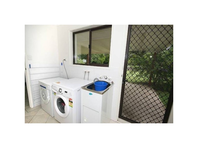 127 Tallowwood Drive, Kuluin QLD 4558