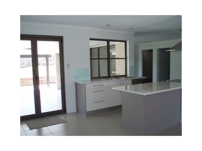 64 Millwell Road, Maroochydore QLD 4558