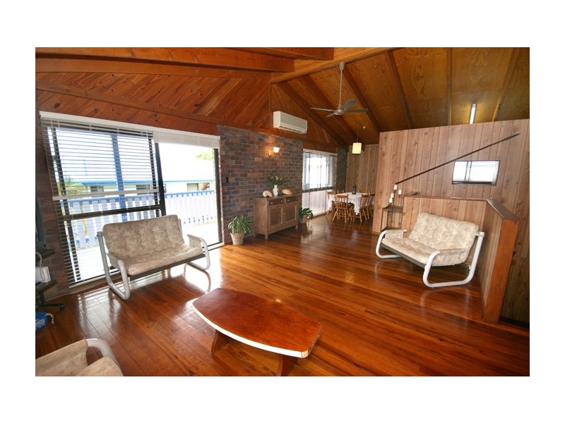 2 Mango Street, Maroochydore QLD 4558