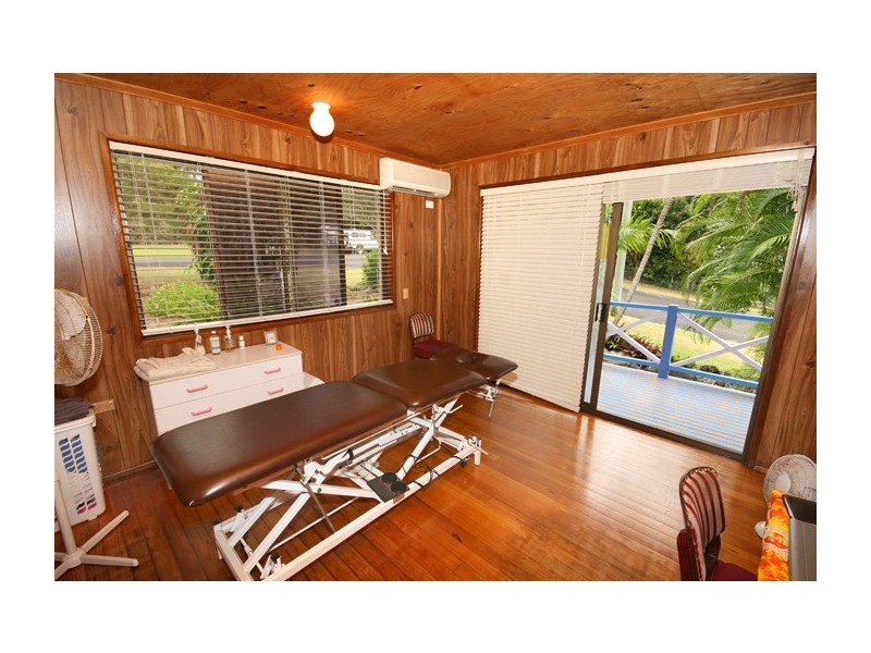 2 Mango Street, Maroochydore QLD 4558