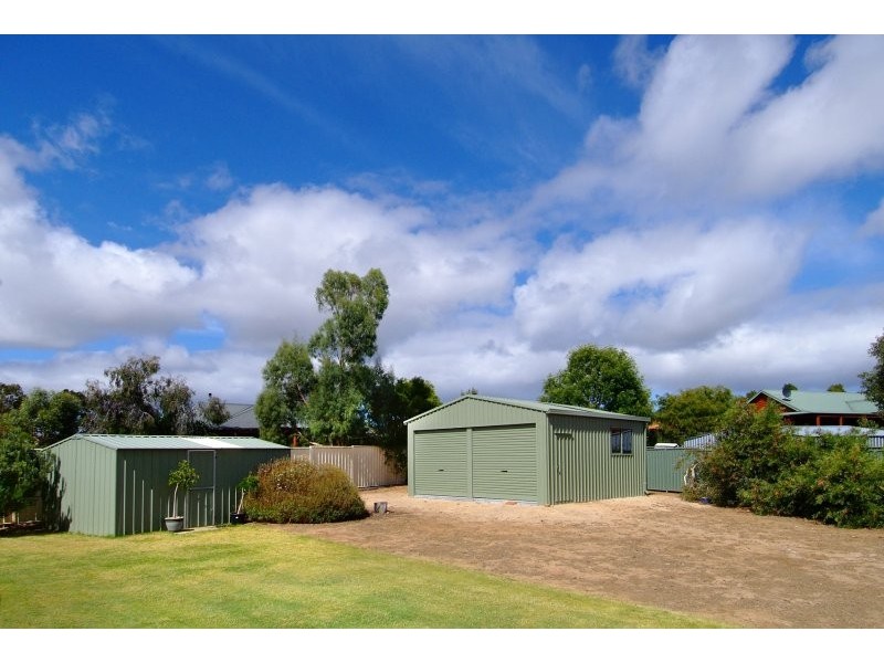 6 Hunt Court, Margaret River WA 6285