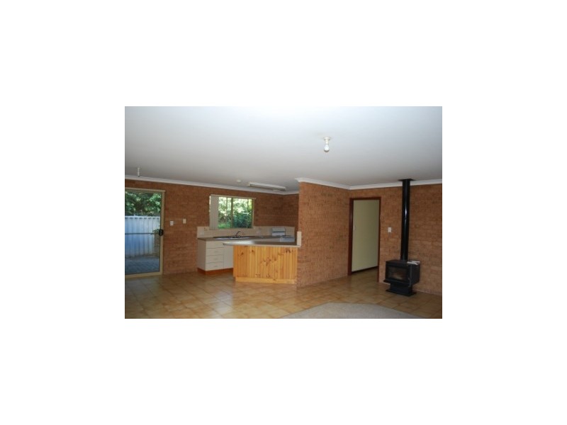 9B Lesalan Place, Margaret River WA 6285