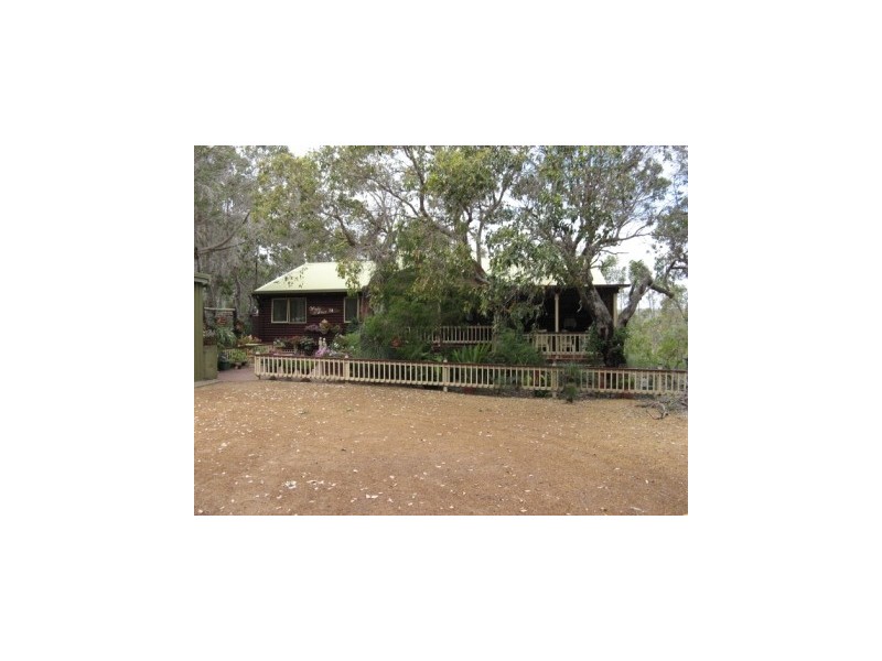 24 Sabina Drive, Molloy Island WA 6290