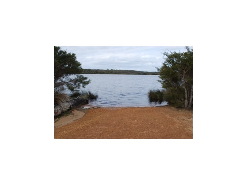 24 Sabina Drive, Molloy Island WA 6290
