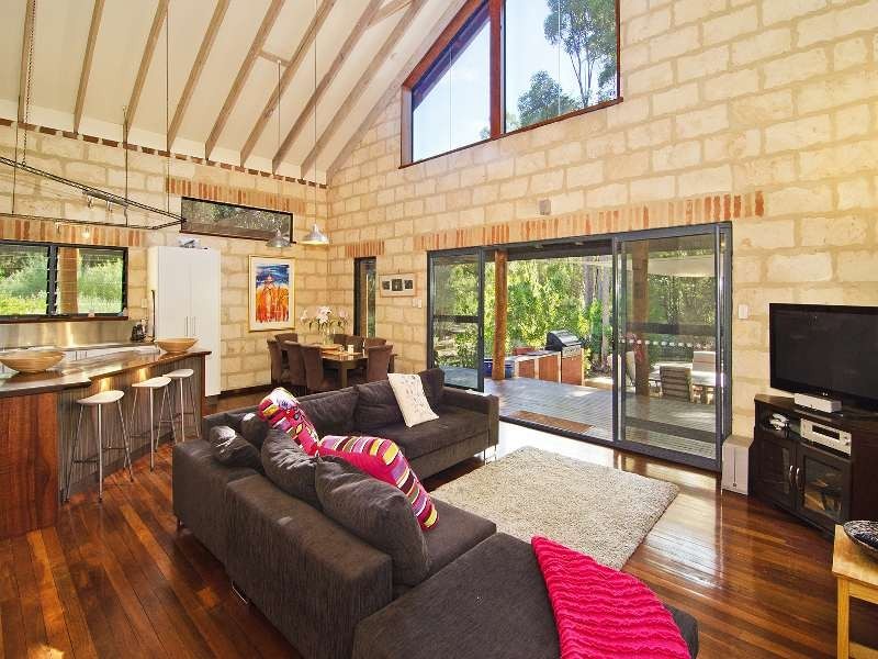 95 Woodland Drive, Margaret River WA 6285