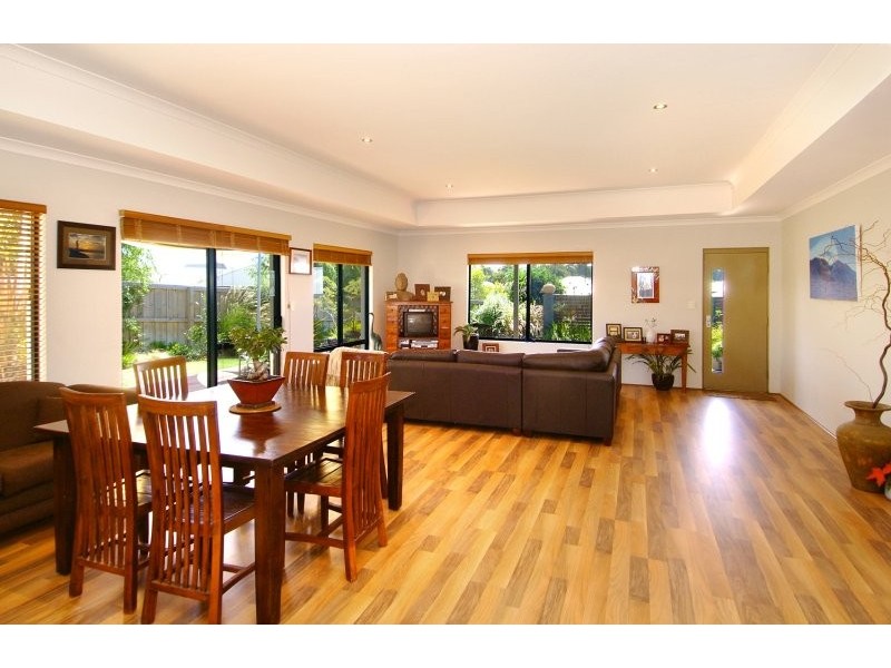 22 Ironbark Avenue, Margaret River WA 6285