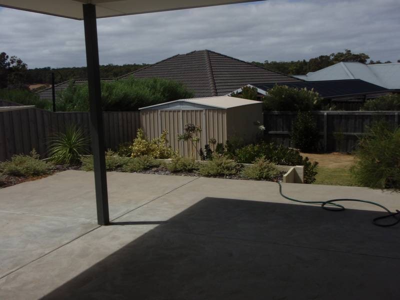 5 Hillside Avenue, Margaret River WA 6285