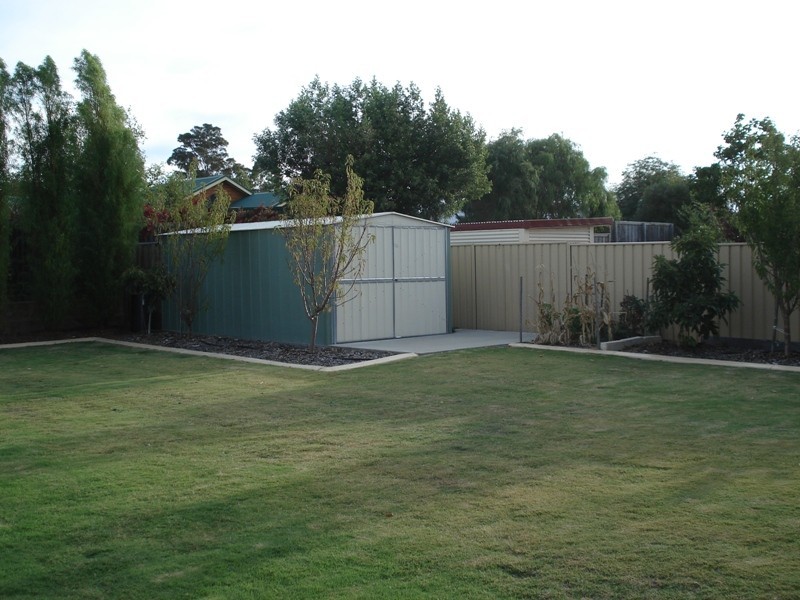 35 Ironbark Avenue, Margaret River WA 6285