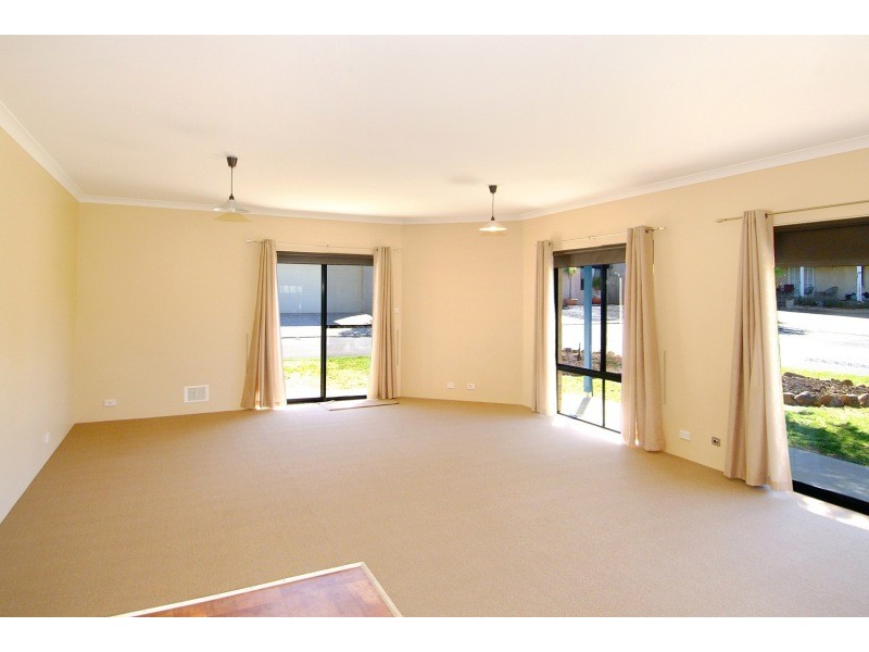 35 Village Green, Margaret River WA 6285