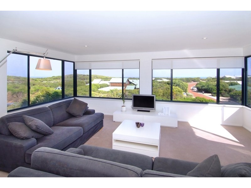 1 Laurina Place, Gnarabup WA 6285