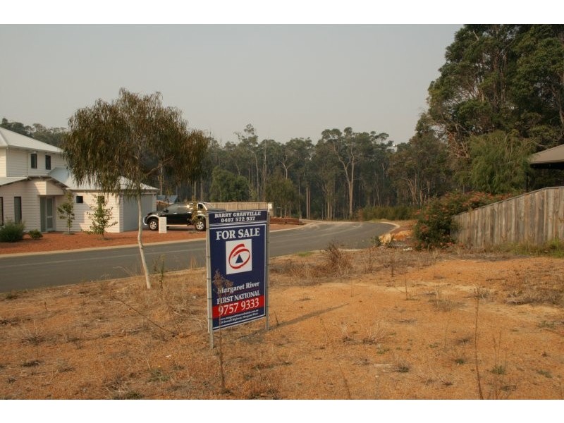 12 Rosewood Ramble, Margaret River WA 6285