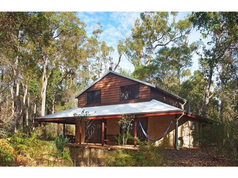 5 Chardonnay Avenue, Margaret River WA 6285