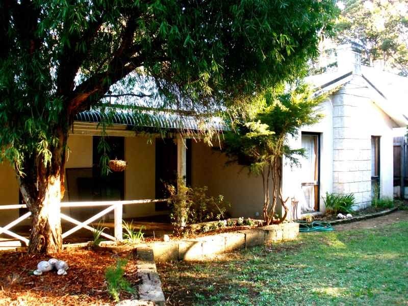 11 Barrett Street, Margaret River WA 6285