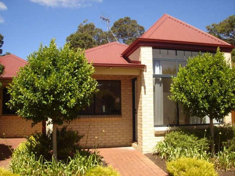 4/7 Station Road, Margaret River WA 6285