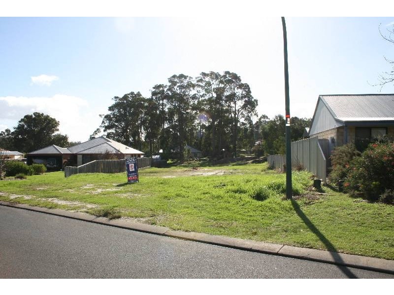 15 East Willmott Avenue, Margaret River WA 6285