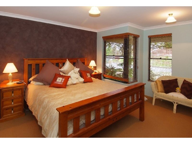 2 Shilton Place, Margaret River WA 6285