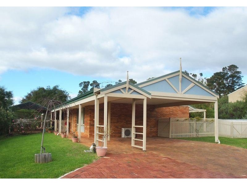 1/6 Mann Street, Margaret River WA 6285