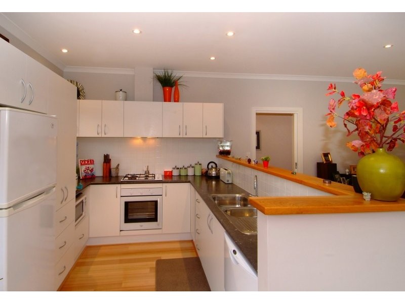 13 Poplar Avenue, Margaret River WA 6285