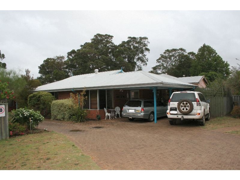 1/14 Station Road, Margaret River WA 6285