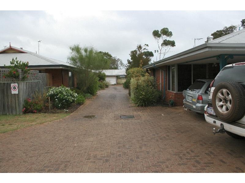 1/14 Station Road, Margaret River WA 6285