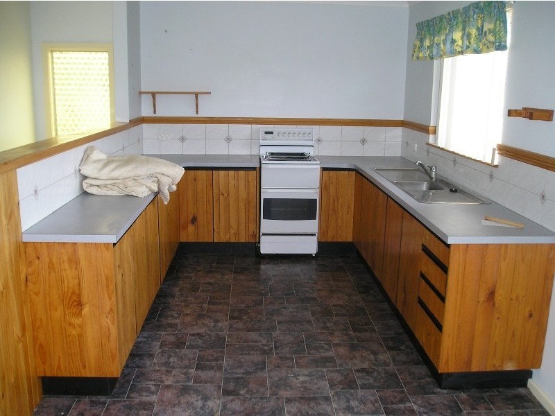 15 York Street, Augusta WA 6290