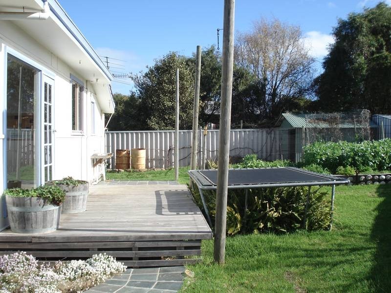 8 Elm Court, Margaret River WA 6285