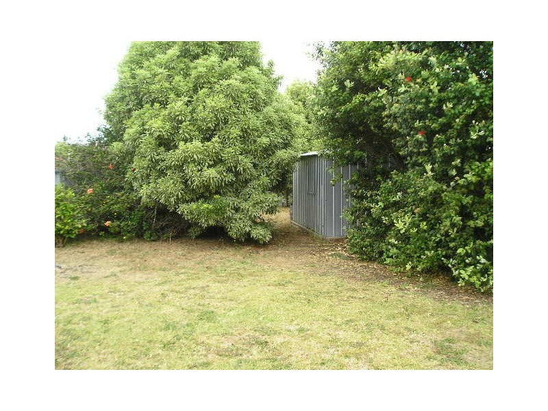 9A Lesalan Place, Margaret River WA 6285