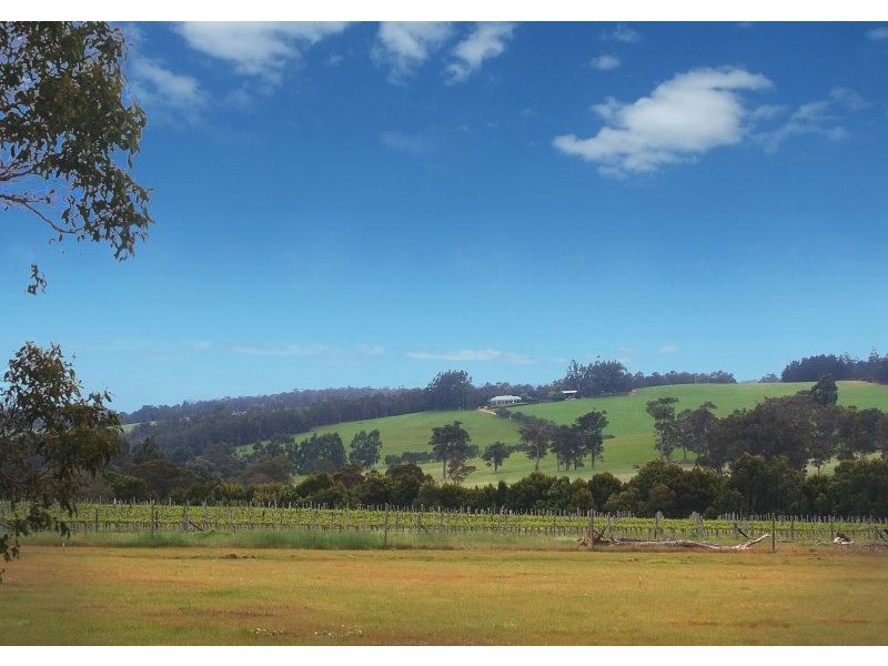 2/418 Bessell Road, Rosa Glen, Margaret River WA 6285